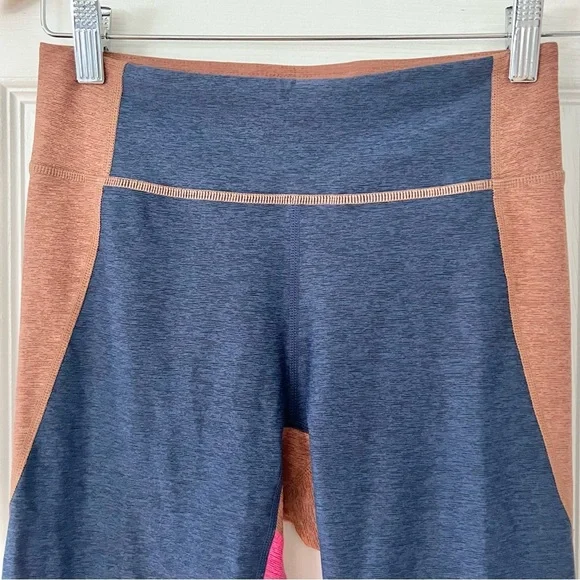 Outdoor Voices Warm Up Tri Tone Pant 3/4 Leggings‎ Women’s S Small RARE Colorway - Picture 6 of 7